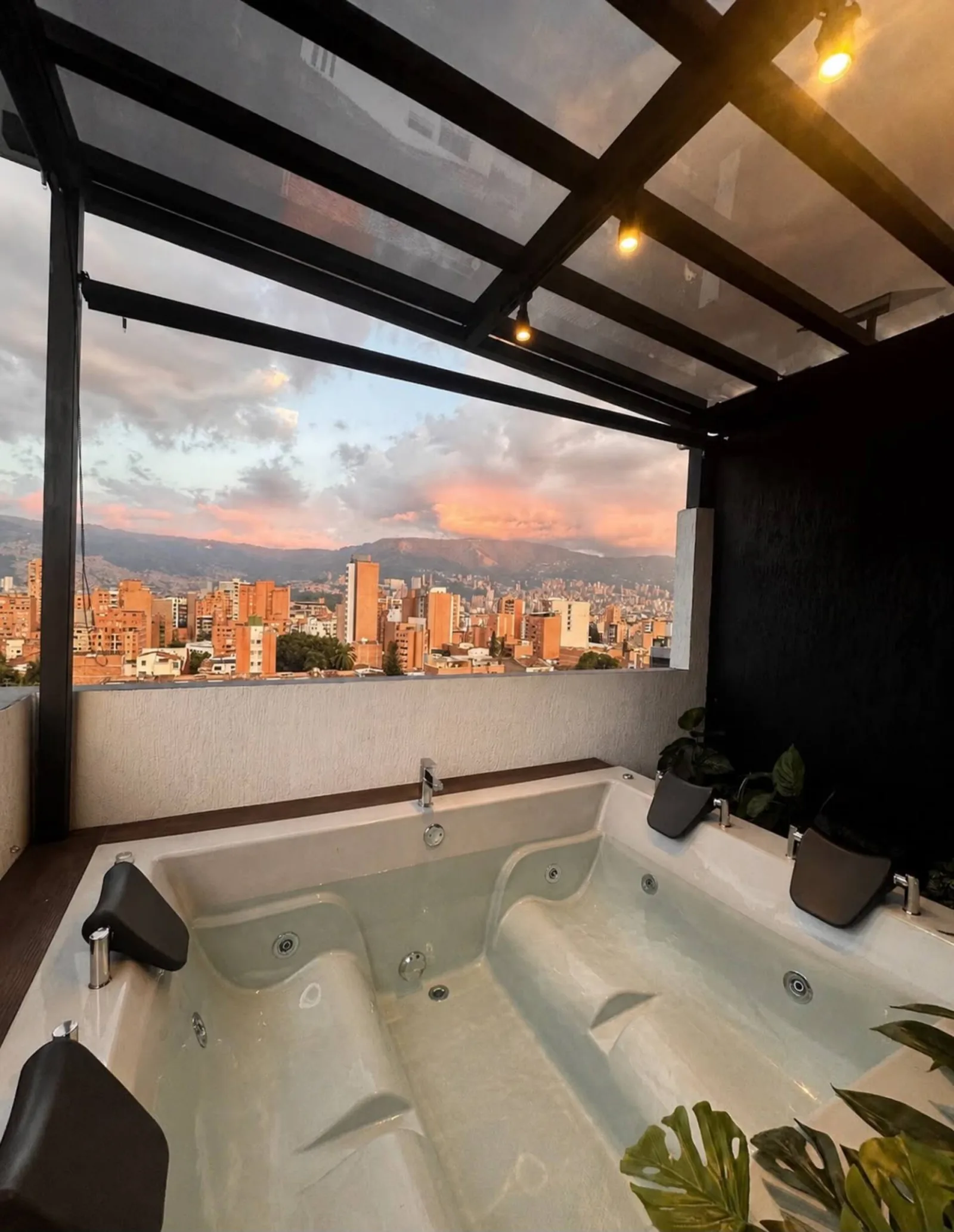 Loft 10