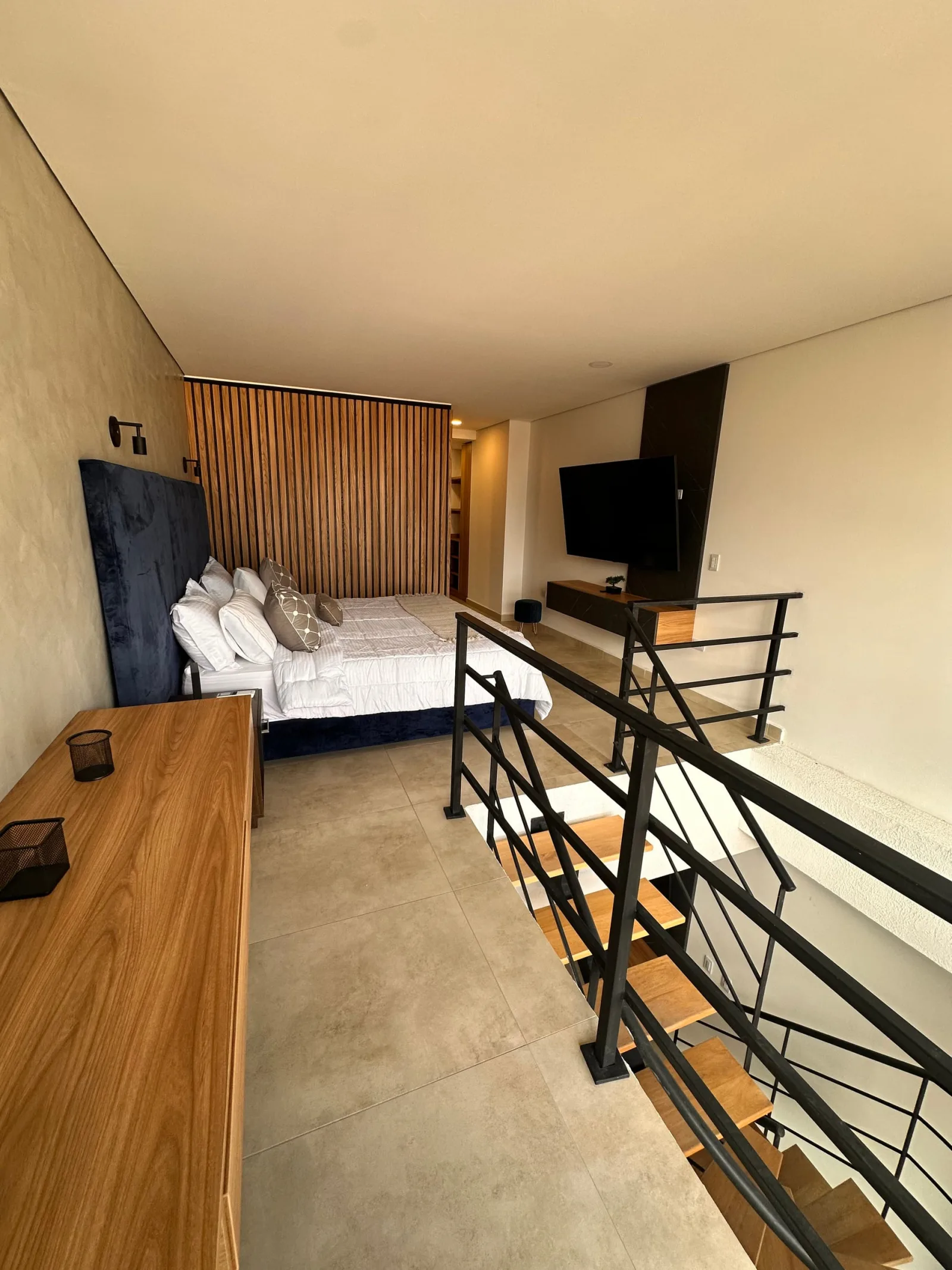 Loft 3